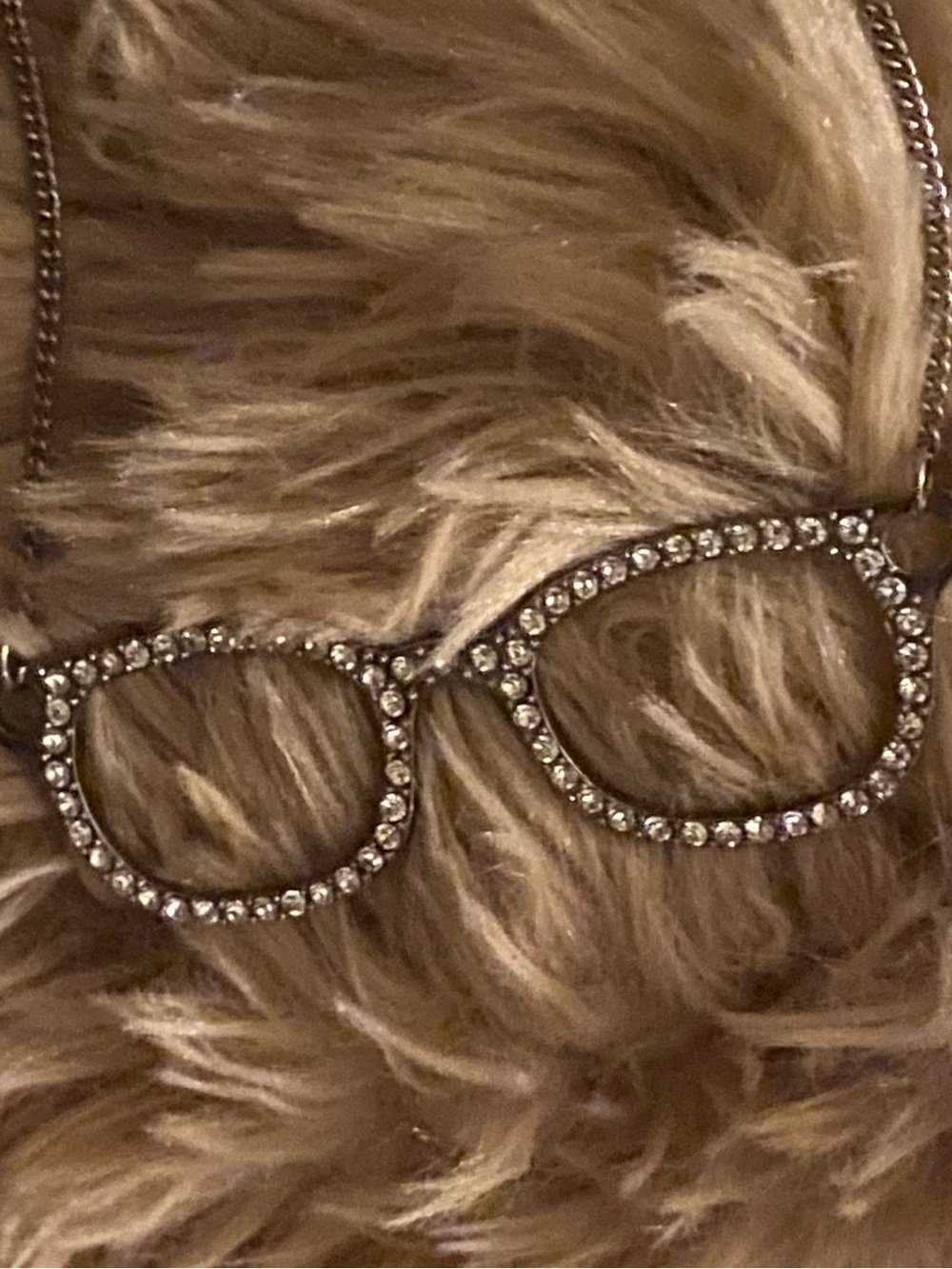 Necklace faux crystal eyeglasses pendant on chain
Vintage